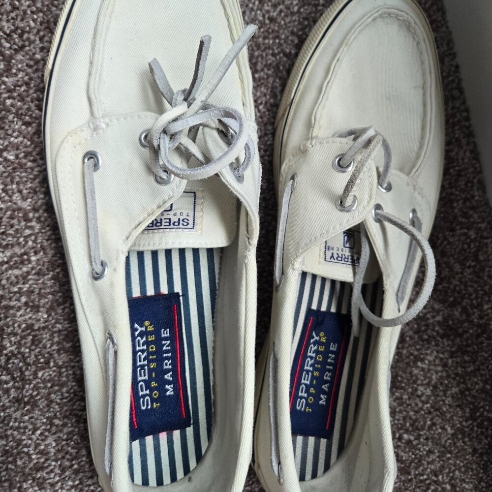 Shoes - Picture 9 of 10